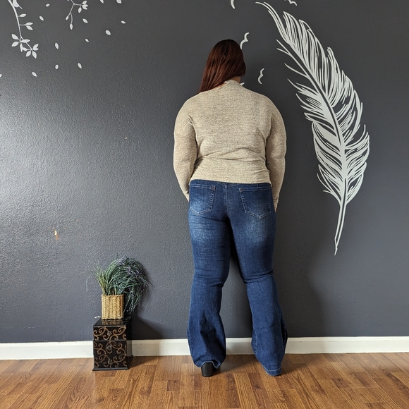 Shein Sweater Top - Picture 6 of 7